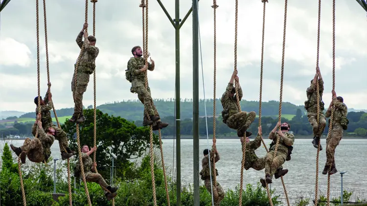 Commandos on the up